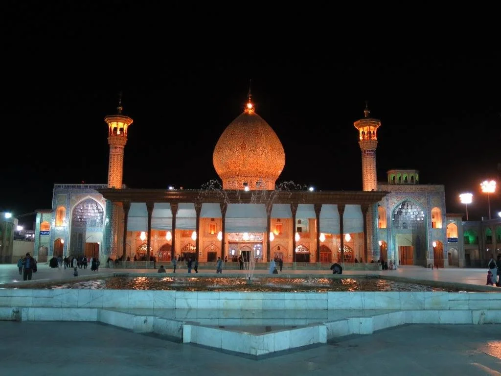 The Shah Cheragh Mosque: An Eye-Opening Solo Visit