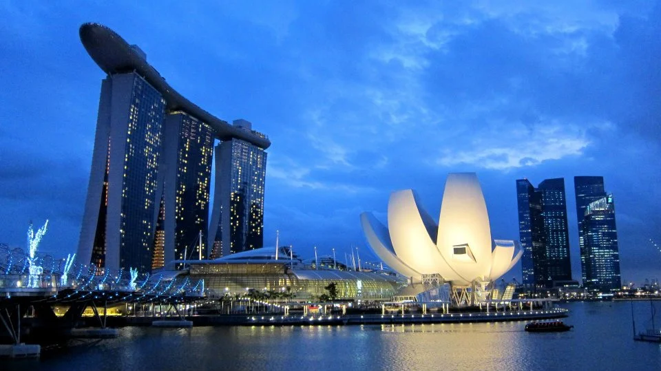 How to Sleep in Singapore for Free in 2024
