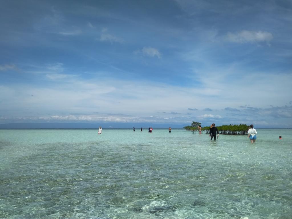 An Island Hopping Tour from Bohol: 5 Tips & True Thoughts